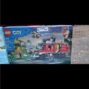 LEGO City Fire command truck - Red and Yellow